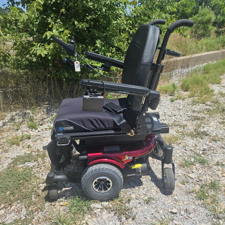 Pride Mobility J6 Power Wheelchair With Tilt