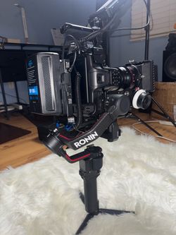 DJI rs2 pro combo gimbal
