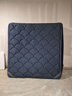Dreamcloud king mattress