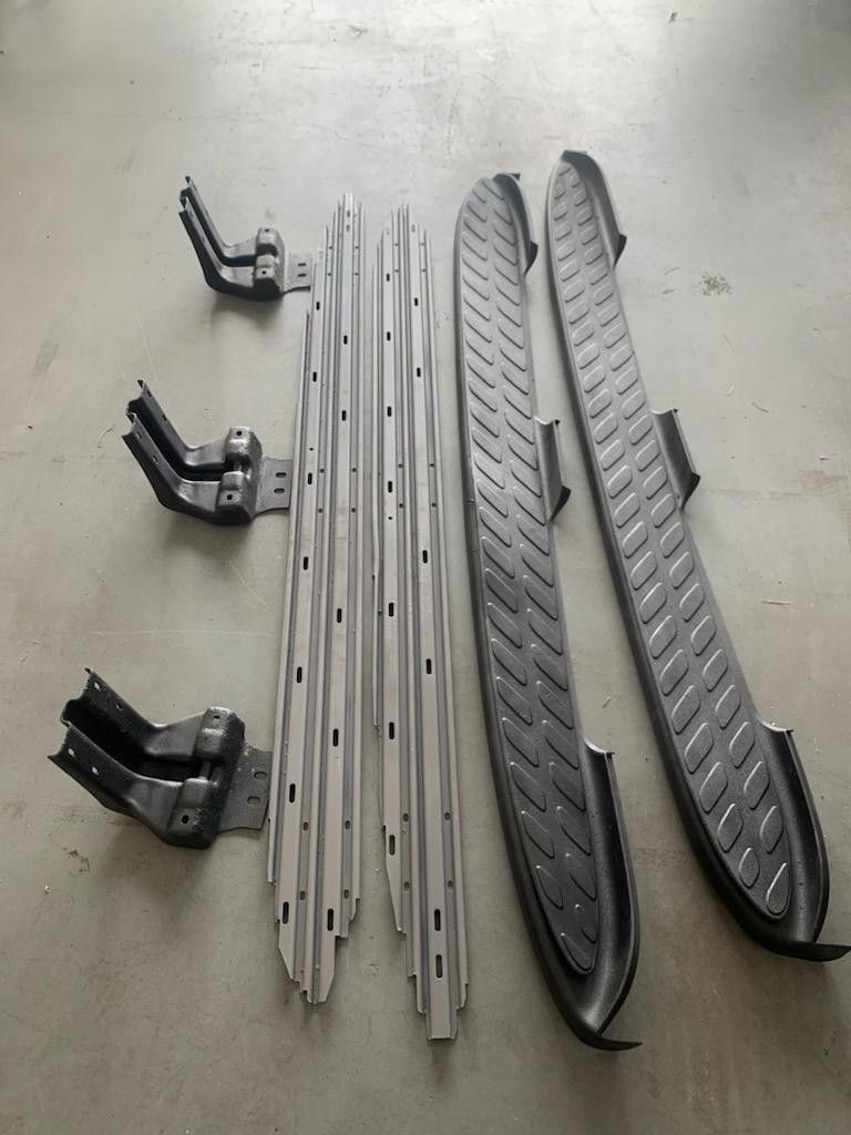 Gmc Envoy Running Board parts 