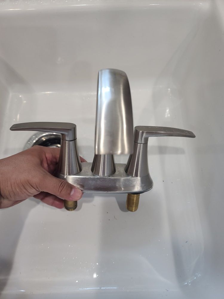 Jacuzzi bathroom faucet