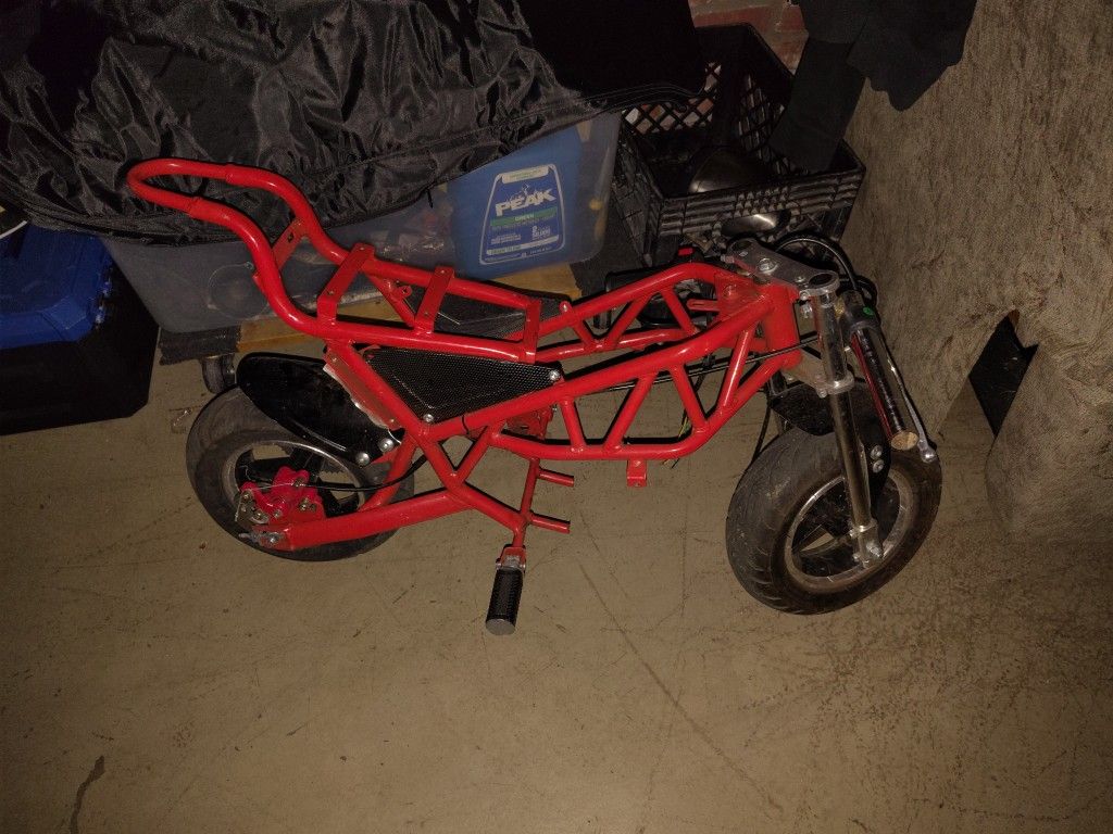 RSF 650 RAZOR FRAME for Sale in Bellflower, CA - OfferUp