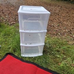 Plastic Drawers / Storage
