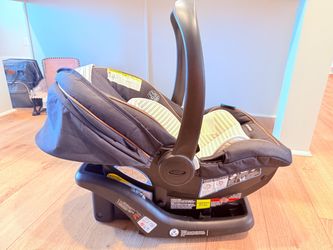 Infant and baby items for sale