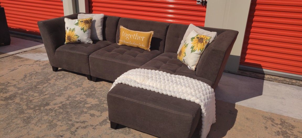 Modern Modular Grey Sectional Couch Free Delivery