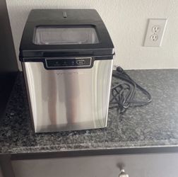 Vremi Ice Maker