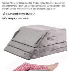 Wedge Pillow / Three Levels / New