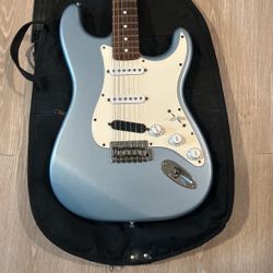Fender Stratocaster