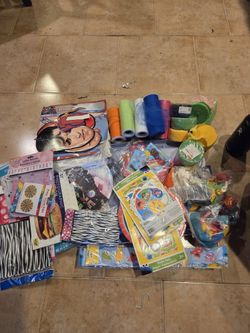 Misc Party Suppys And Decorations 