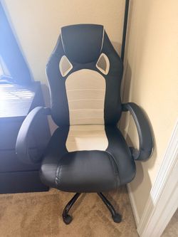 Gaming chair