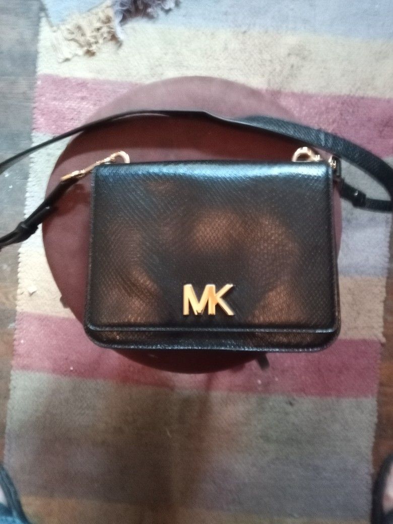 PURSE(East Boston)