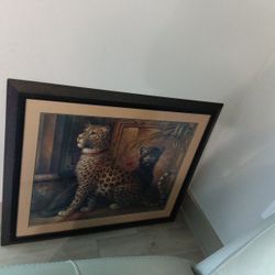 Animal Featured Wall Decor