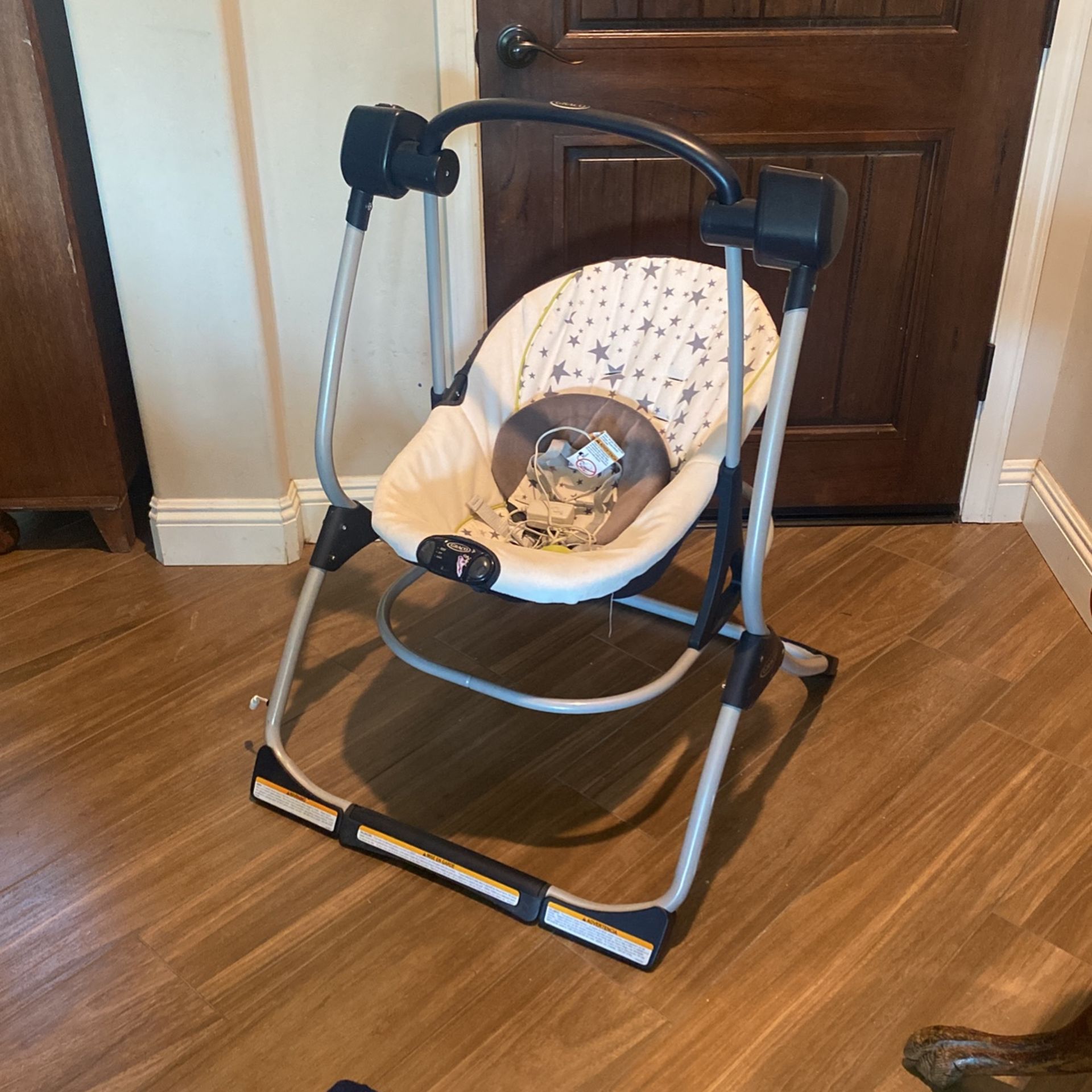 Graco Plug In Baby Swing