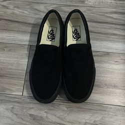 Vans size 7 men/ 8.5 women.  New  Cash only
