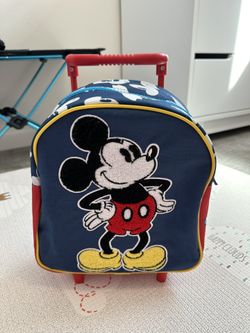 NEW Disney Mickey Backpack With Wheels 