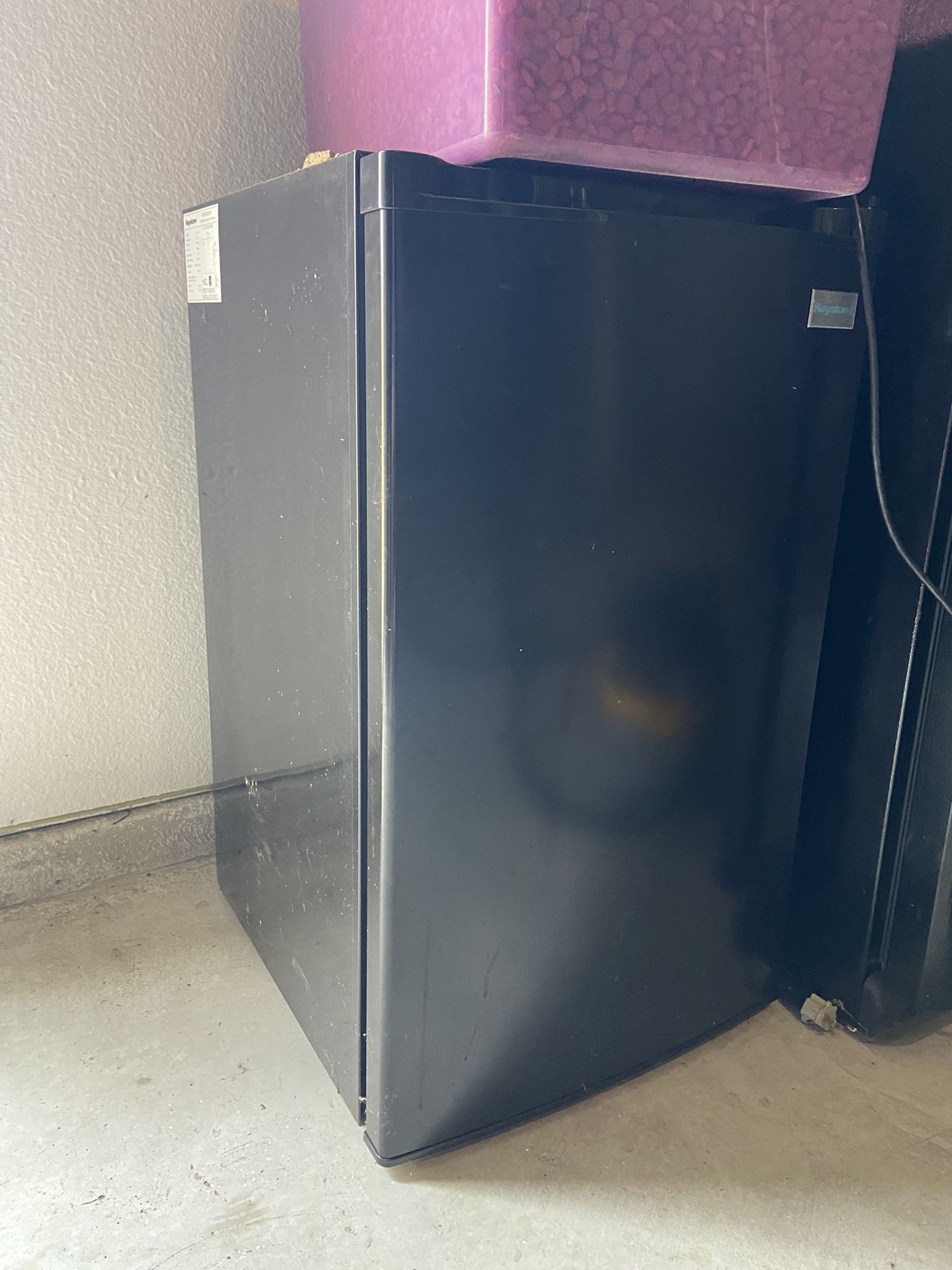 Keystone Garage Mini Fridge