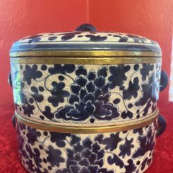 CHINESE BLUE & WHITE PORCELAIN 2 TIER LIDDEN FOOD BOWLS 20TH CENTURY 