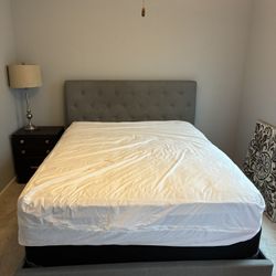 Queen Size Bed Frame W/ Mattress 