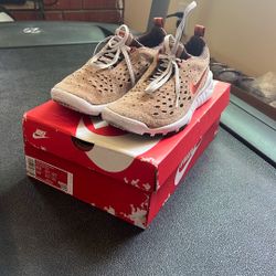 Nike Shoes 8.5 