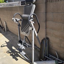 Inversion hanging decompression