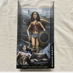 New - Collectible - Wonder Woman Barbie 