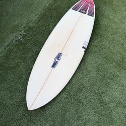 JS 5'8ft Surfboard