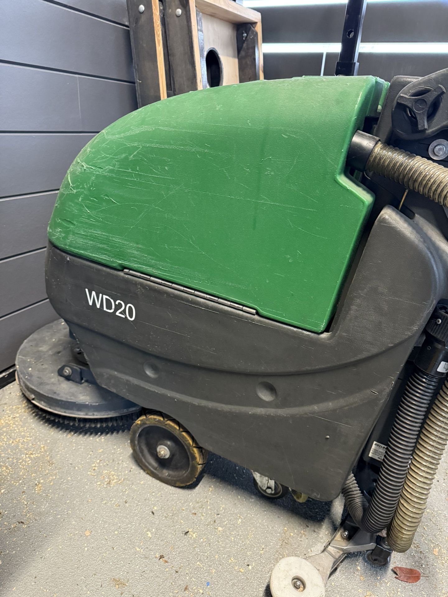 Bulldog Scrubber, Walk Behind, WD20