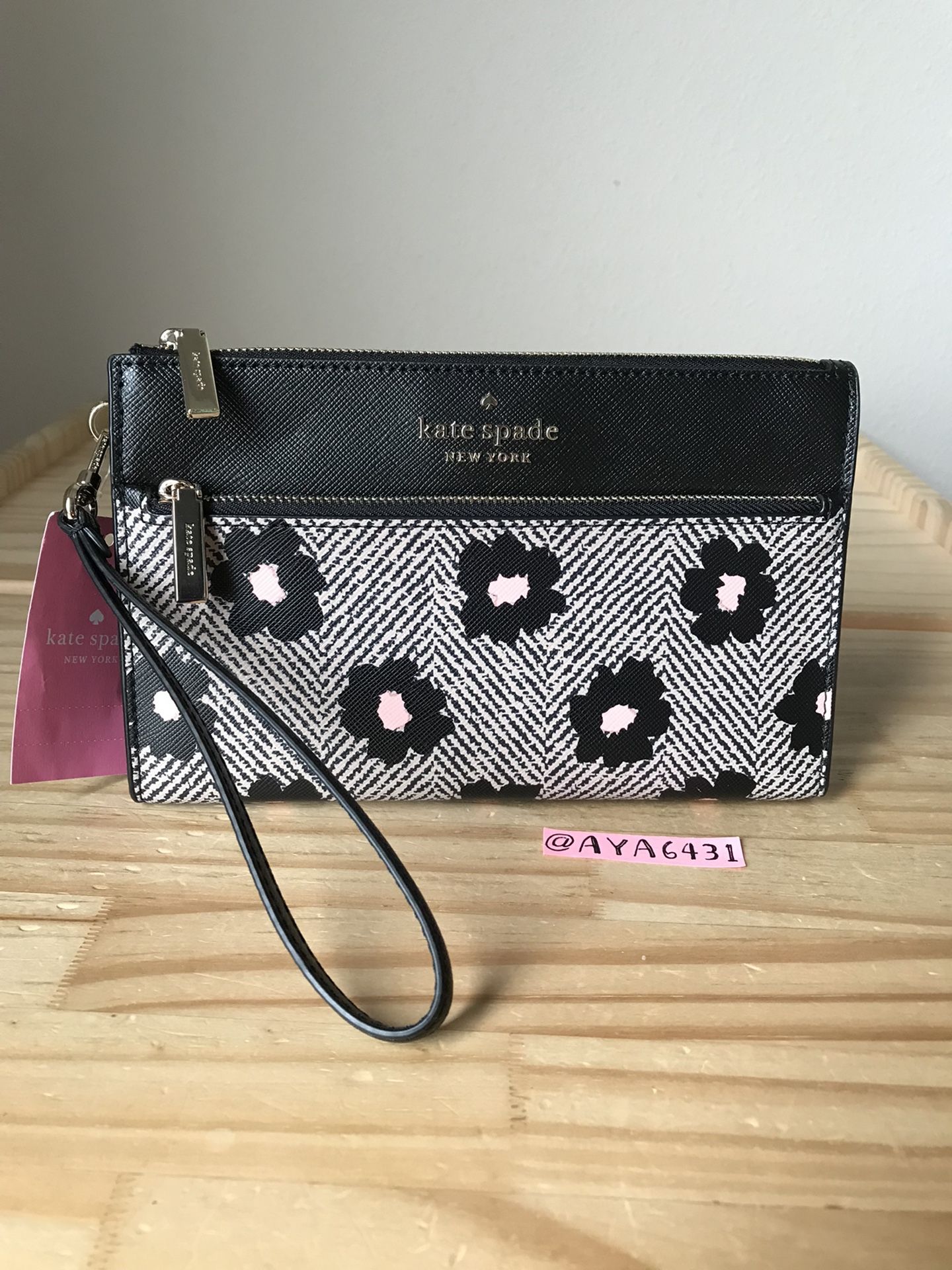 Kate Spade Wallet Wristlet 