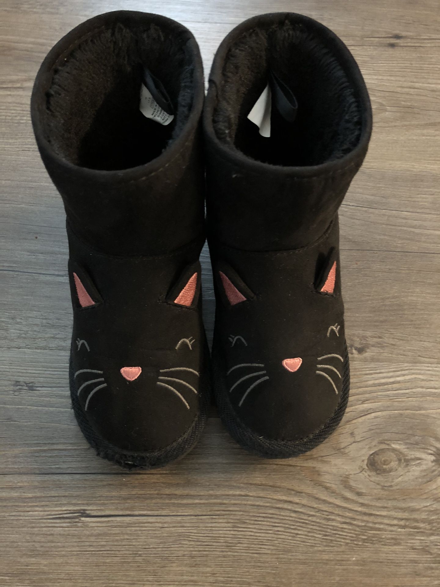 11 toodler girl Kitty Boots