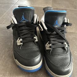 Size 4 Air Jordan’s 