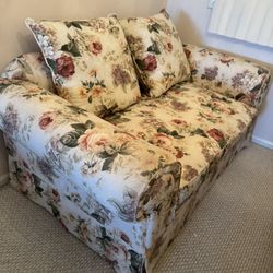 Free Flower Loveseat