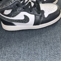 Jordan Lows Elephant, Print