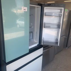 Samsung RF29BBM Bespoke 29 cu ft Smart Refrigerator HM