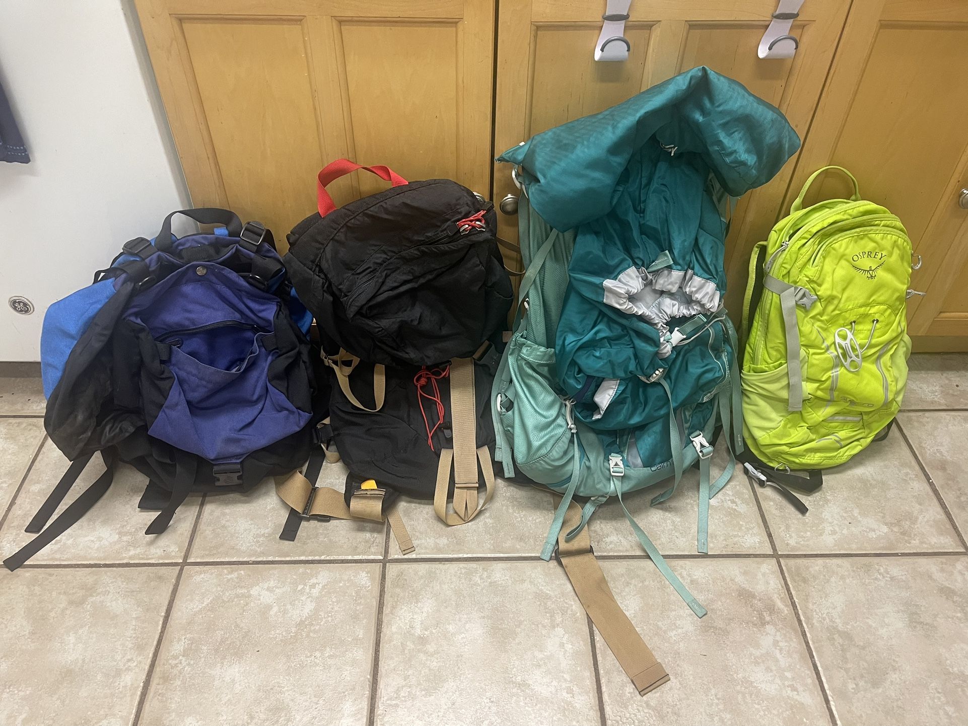 4 Hiking backpacks