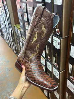 Men’s Boots