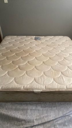 King size mattress and box springs