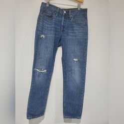 LEVIS 501 Tapered medium wash button fly distressed size w25 l28 