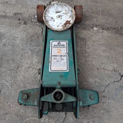 Alltrade 2 Ton Heavy-Duty Floor Jack