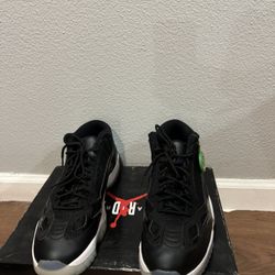 jordan 11 space jam low 