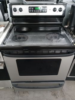 Hotpoint stainless steel glasstop stove - Free delivery