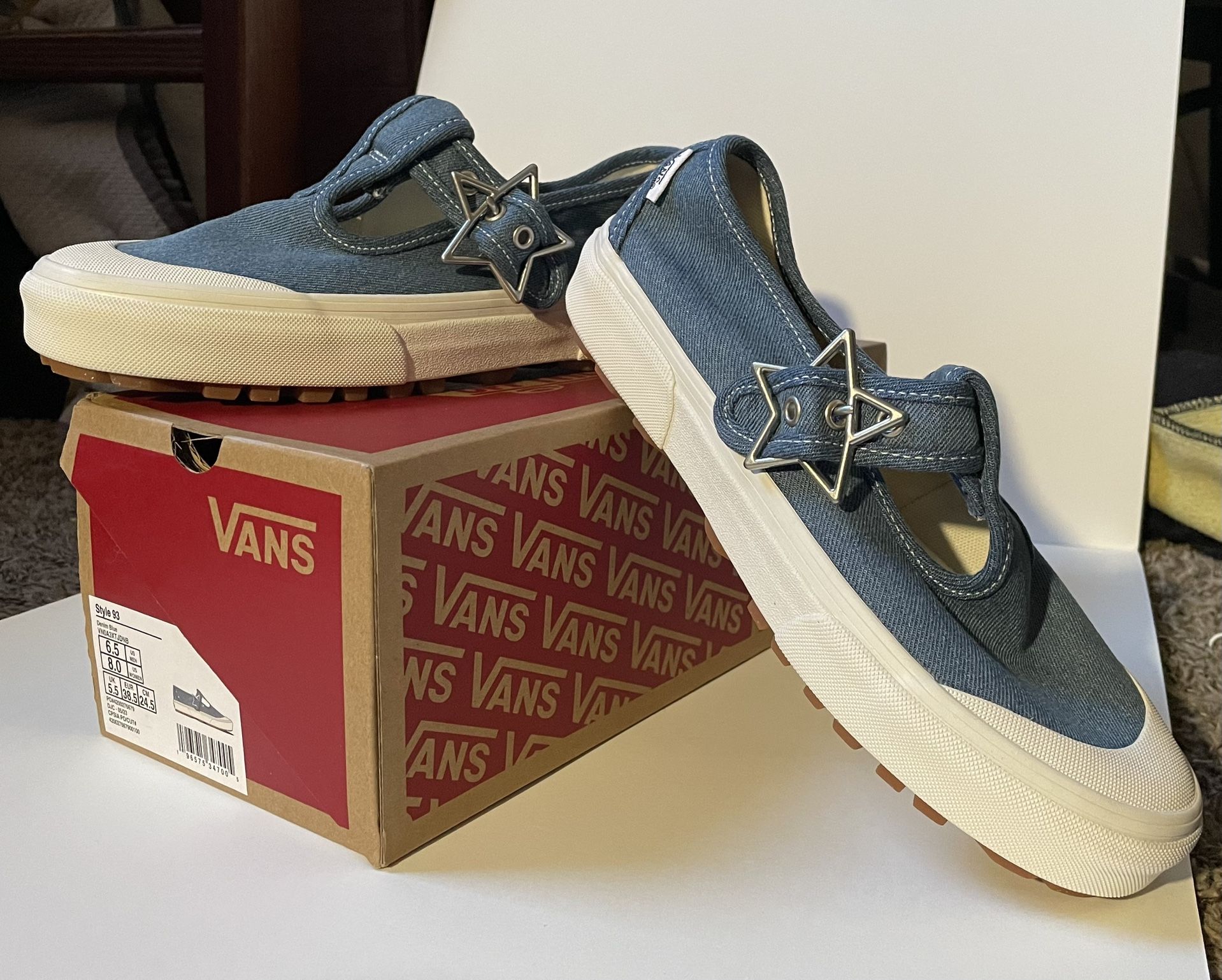 Women's Mary Jane Star Buckle Vans Style 93 Size 8