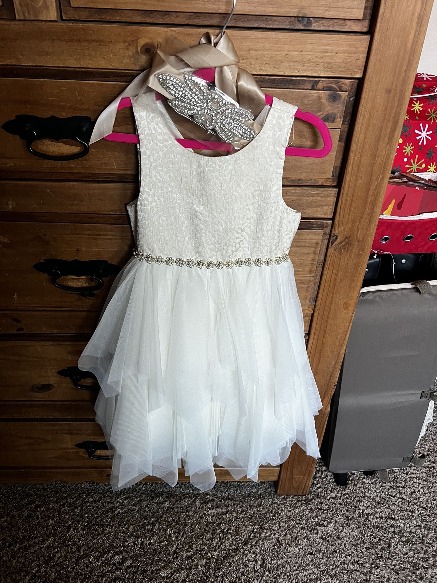 Very Nice Girls Dress