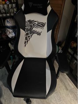 Secretlab gaming chair