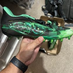 Under Armour Blur Smoke MC LE SKL 10.5