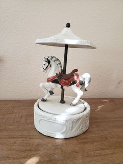 8" Musical Horse Carousel 