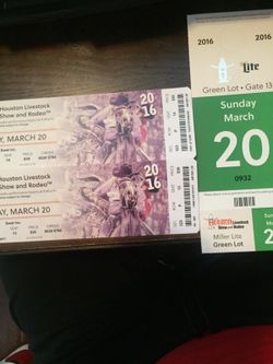 Keith urban club level and parking