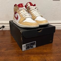 Air Jordan 1 Mid Size 7.5