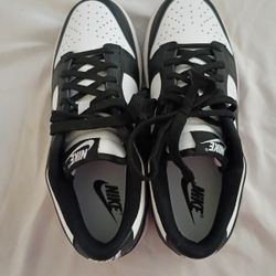 Nike Dunk Low Panda Women's Size 7 Retro White/Black DD1503-101