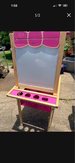 White board/ chalk board