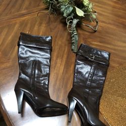Burberry Boots Size 39